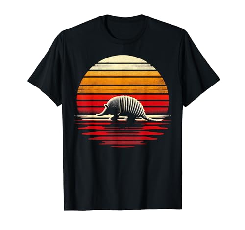 Armadillo Sunset, estilo retro, estilo safari vintage de los 70 Camiseta