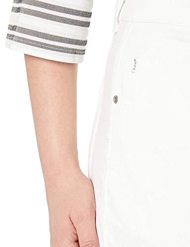 Image of Lee Women's Plus-Size Relaxed Fit Straight-Leg Jean