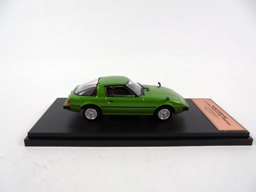 OPO 10 - Collectible miniature car 1/43 compatible with Mazda RX-7 Savanna 1978 - JPL8, Green - Image 4