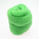 La laine à feutrer à l'aiguille est confortable, douce au toucher et possède une grande élasticité et résilience, ce qui rend le travail de feutrage à l'aiguille plus tridimensionnel et complet, pas facile à déformer.