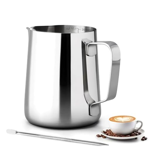 Pentolino Latte, 350ml Bricco Latte In Acciaio Inox con Segno Di Misurazione, Professionale Brocca In Schiuma per Espresso, Montalatte, Latte Art, Amanti Del Caffè Accessori, Regalo di Natale