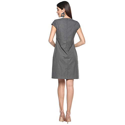 Image of STOP by Shoppers Womens Round Neck Floral Printed Shift Dress