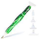 Erscheinungsbild des Produkts:Der Bohr stift verwendet ein ergonomisches Design,das sich für die Stifthaltung eignet. Der Diamant Malerei Harz stift ist so leicht,dass Sie beim Halten nicht müde werden.Die Bohrgeschwindigkeit ist schneller als bei gewöhnlichen Spitzenbohrern und der speziell entwickelte Stift erleichtert das Halten