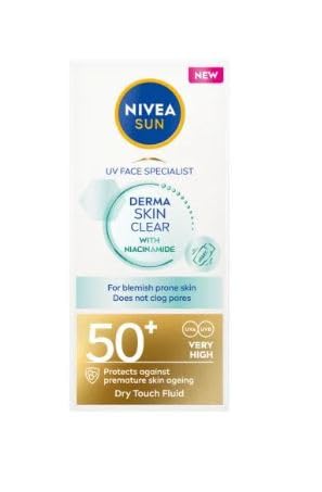 NIVEA Sun Control Face Fluid 40 ml – Ultra-Light Daily Facial Lotion with Niacinamide & Clarifying Complex for Normal to Combination Skin, Smooth Matte Finish, Fast-Absorbing Formula