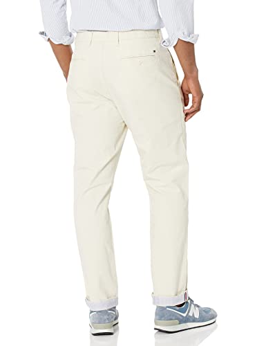 Tommy Hilfiger Men's Comfort Chino Pants2