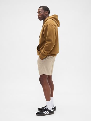 Image of Gap Mens 7 inch Essential ShortCasual Shorts