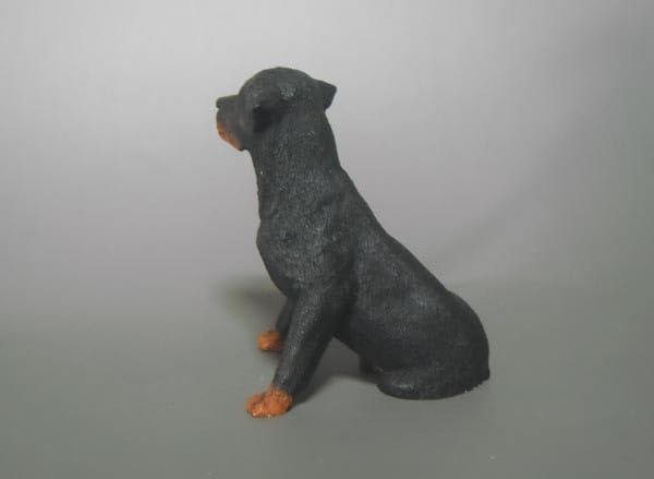 Amazon.co.jp: 蚤の市z ロットワイラー 犬 置物 フィギュリン