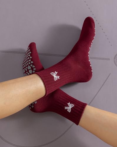 Image of Yawlsow Pilates Grip Socks for Women Yoga Grippy Socks Cute Barre Non Skid Athletic Crew Sticky Sock Workout Hospital