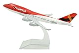 TANG DYNASTY(TM 1:400 16cm B747-400 Avianca Airline Metal Airplane Model Plane Toy Plane Model