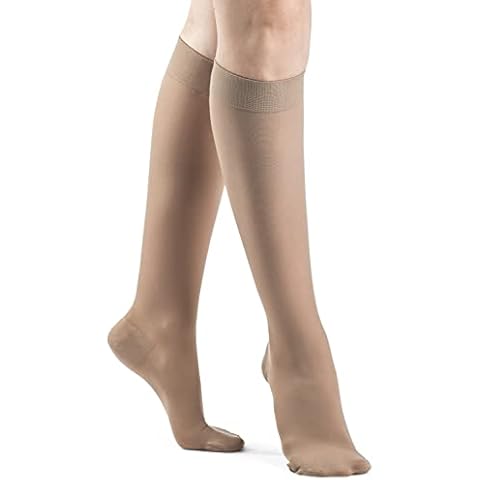 DYNAVEN by Sigvaris Women's Compression Calf-High Socks 20-30mmHg Weight - Closed Toe Design for Everyday Support - Medium Short - Light Beige Cover