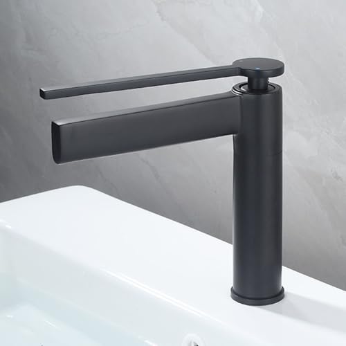 Robinet de lavabo cascade gris contre les éclaboussures de vasque