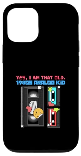 Yes I Am That Old 1980s Analog Kid (VHS�e�[�v�O���t�B�b�N) �X�}�z�P�[�X iPhone 12/12 Pro �p