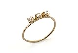  Anillo con tres brillantes como tres soles