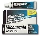 Miconazole Nitrato 2% Crema Antifúngica - 0.5 oz