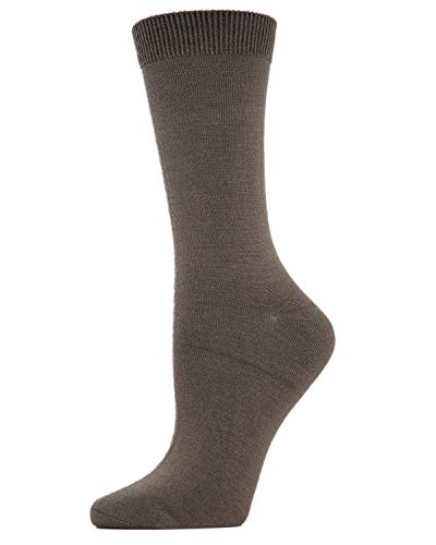 Image of MeMoi Women's Flat-Knit Rayan Blend Crew Socks