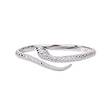 Design minimaliste et tendance : lignes épurées et styles élégants avec des éléments de mode modernes qui peuvent être portés seuls ou en combinaison avec d'autres accessoires. Les palettes de couleurs neutres ou les décorations délicates ajoutent facilement une dimension supplémentaire aux tenues quotidiennes.