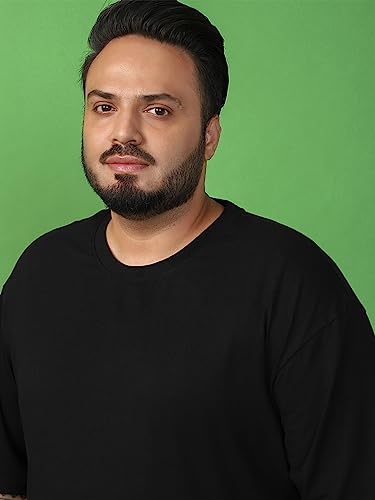 Image of Bewakoof Men's Solid Round Neck Half Sleeve Oversized T-Shirt