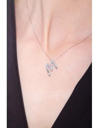 Collana lettera M in oro bianco 18k con diamante