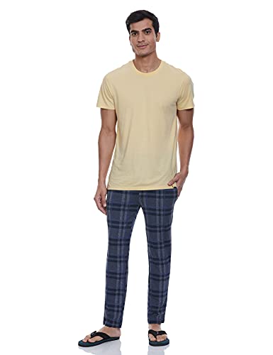 Image of Jockey IM03 Men's Tencel Micro Modal Cotton Elastane Stretch Regular Fit Checkered Pyjama with Side Pockets (Prints May Vary)