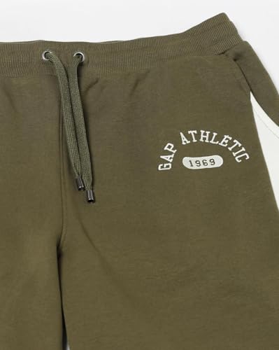 Image of Gap Men Stylised Cargo Shorts