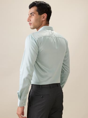 Image of Park Avenue Men Slim Fit Solid Pattern Cotton Polyester Blend Semi Cutaway Collar Full Sleeve Casual Shirt