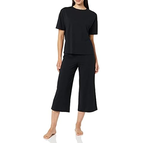 Amazon Essentials Women's Comfortable Pyjama Set Cover