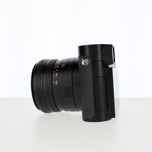 Leica Q3 camera