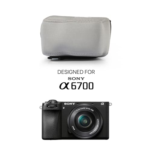 Funda MegaGear de neopreno para cámara Sony Alpha a6700 miniatura 3