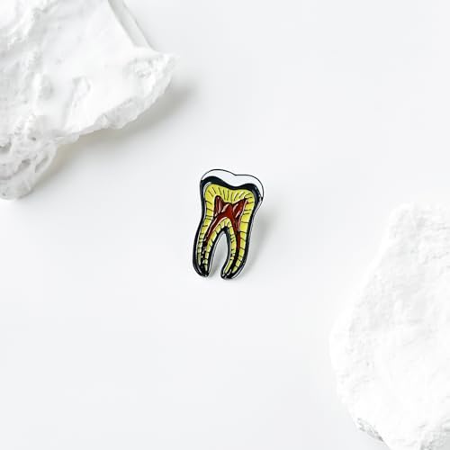 Image of Dr's gift Bacterial Petri Dish Enamel Brooch Lapel Badge Pin for Backbag Hat Science Lab Jewelry for Microbiologists Biology Students Researchers Gift