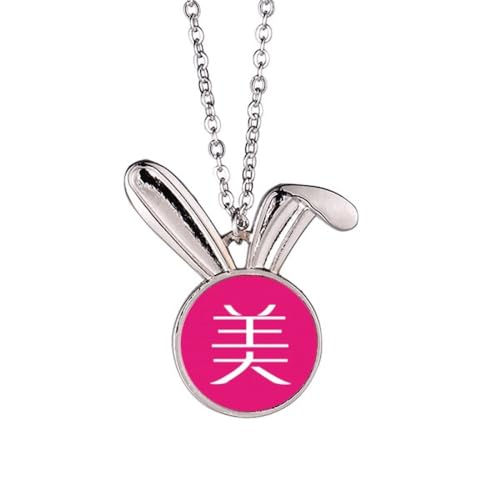 Collier pendentif lapin chinois aux finitions soignées et élégantes