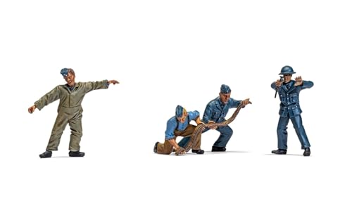 Airfix 1:48 Scale WWII RAF Ground Crew Model Kit, Un-painted - Image 4