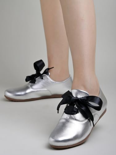 Shoetopia silver flats – image 3