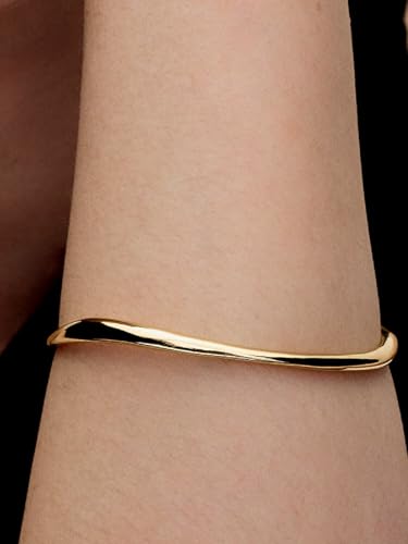Pandora Essence Organically Shaped Bangle - 14k Gold-Plated Bangle - Bracelet for Women - Gift for Her - Includes Gift Box4