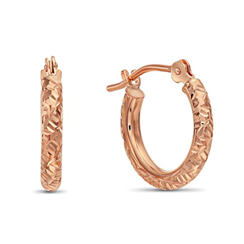 Image of 14k Gold Hand Engraved Diamond-cut Round Hoop Earrings, (0.5 inch Diameter)