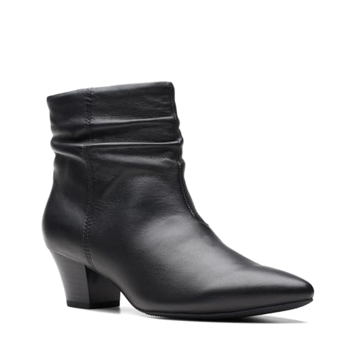 Image of Clarks Women's Teresa Skip