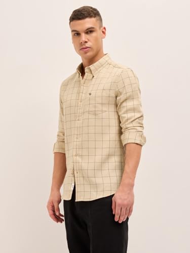 Image of THE Bear House Men's Checked Slim Fit Shirt