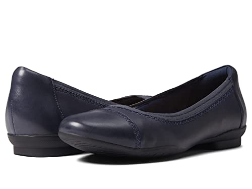 Image of Clarks Women's Sara Ballet Flat