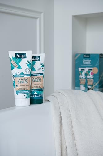 Kneipp Geschenkset Goodbye Stress - Enthält 1x Wirkdusche & 1x Bodylotion - Goodbye Stress: Erfrischender Duft mit natürlichem ätherischen Rosmarinöl und Wasserminzextrakt - 2 x 200ml