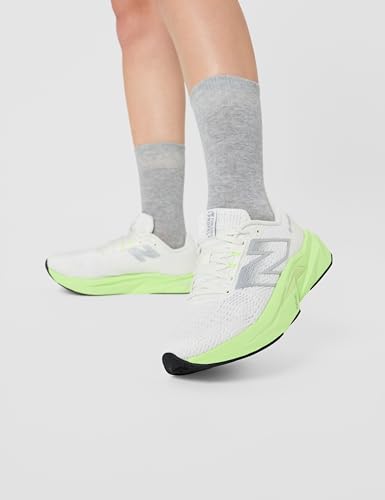 Image of New Balance Women FC Propel Running Shoes