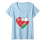 Photo Gallery donna oman heart omani flag omani pride maglietta con collo a v Photo Gallery donna oman heart omani flag omani pride maglietta con collo a v