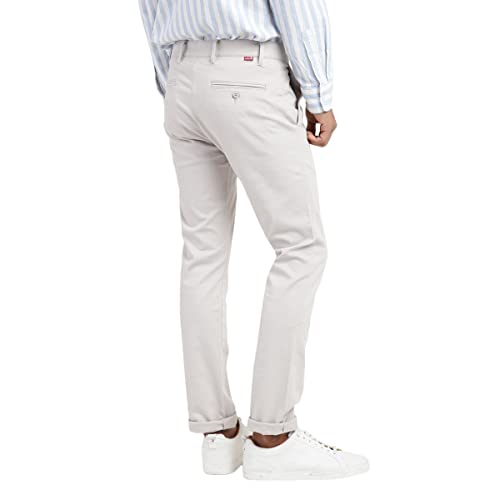Image of Levi's Men's 502 Tappered Fit Chino Shorts