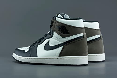 Image of Nike Men's Air Jordan 1 Retro High OG Sneaker