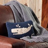 Miniatura 3 de Almohada decorativa de lana pequeña con diseño de ballena pequeña con diseño artístico, almohada temática de vida marina para sofás y camas, bajo