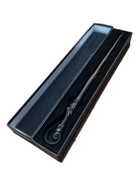 ハリーポッター 公式グッズ フラー・デラクール 杖 レプリカ 箱あり Amazon.co.jp: フラー デラクール 魔法の杖 USJ 公式 限定 商品