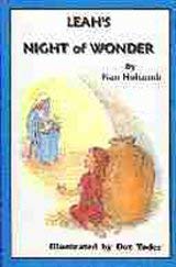 Hardcover Leah's Night of Wonder [Large Print] Book