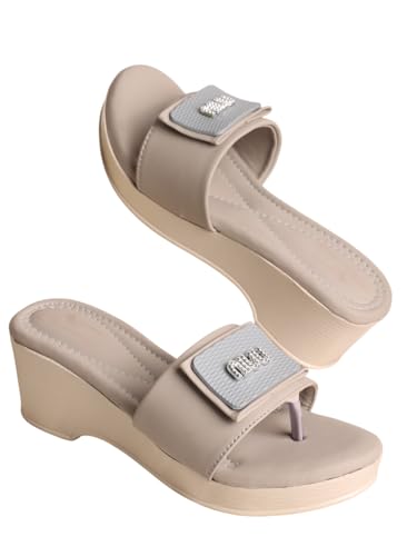 Image of CHINRAAG Women Hill Sandles For Woman