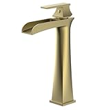 Notre robinet lavabo convient à la plupart des bassins. Avec un raccord standard 1/2, il se connecte facilement à tous les systèmes standards de pression d'eau chaude et froide.