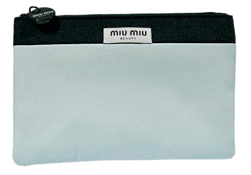 Miu Miu Bolsa de cosméticos plana bolsa de higiene pessoal zíper viagem fragrância beleza calça (8C x 5H x 0,5W) - mulheres - 9565