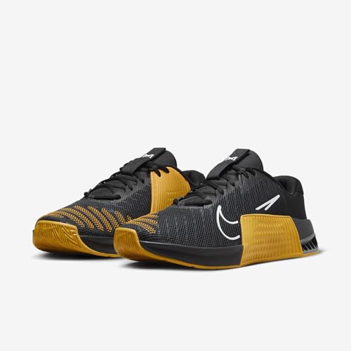 Image of Nike Men's Metcon 8 Sneakers
