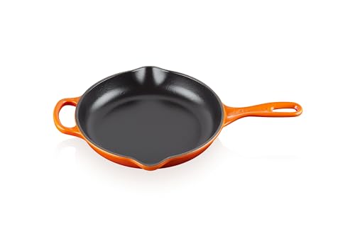 Le Creuset Enameled Cast Iron Signature Round Skillet, 9", Flame by Le Creuset - Used condition - US$131.17